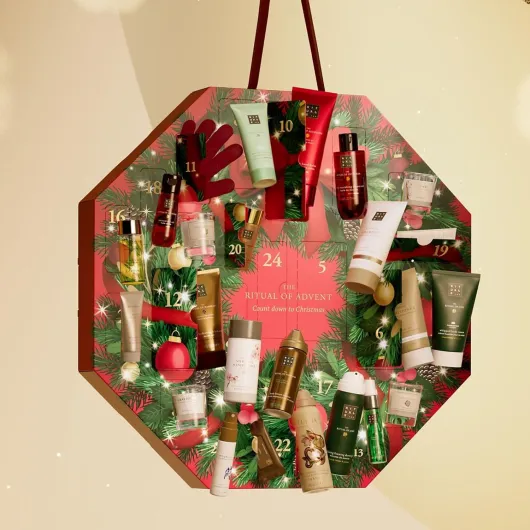 RITUALS Calendrier de l'Avent 2025, The Ritual of Advent, un compte à rebours festif avec une couronne classique, contient 24 cadeaux de luxe pour le corps, la beauté et la maison pour homme et femme