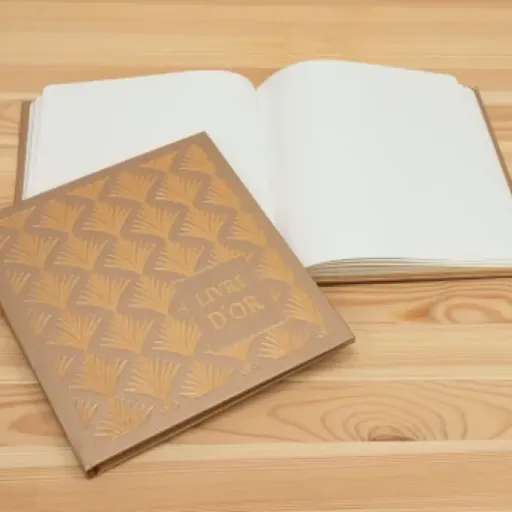 Test Exacompta Livre d'or Palmyre 9522E : un carnet sobre qui fait bien le job pour les événements