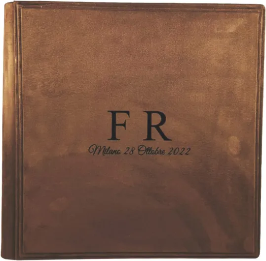 Album photo élégant en tissu Alcantara, différentes couleurs, personnalisable avec gravure - Idéal pour tout événement (marron)
