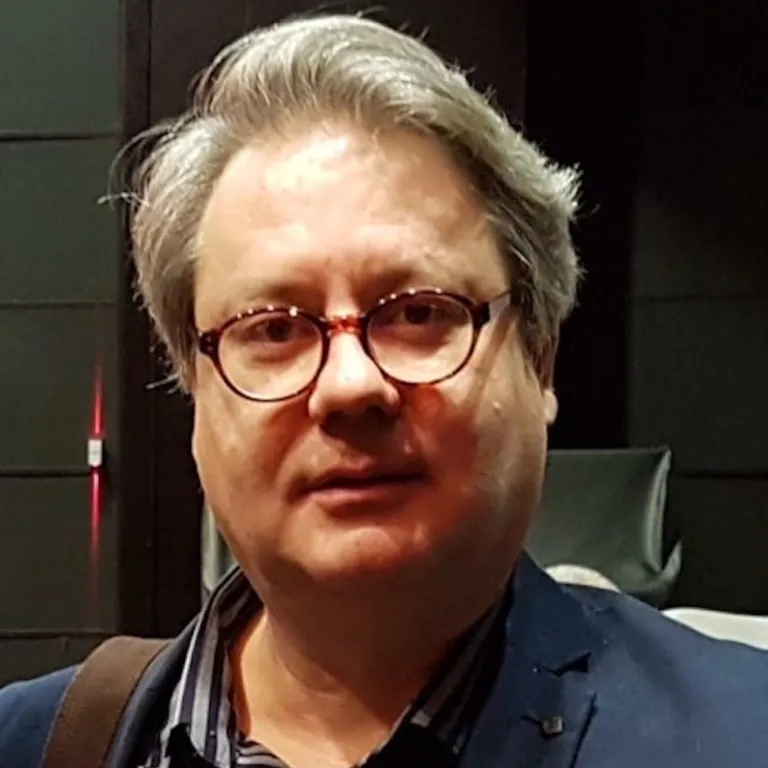 Interview de Fabrice Defferrard des Éditions Mare& Martin : Promouvoir ses livres grâce aux interviews en ligne